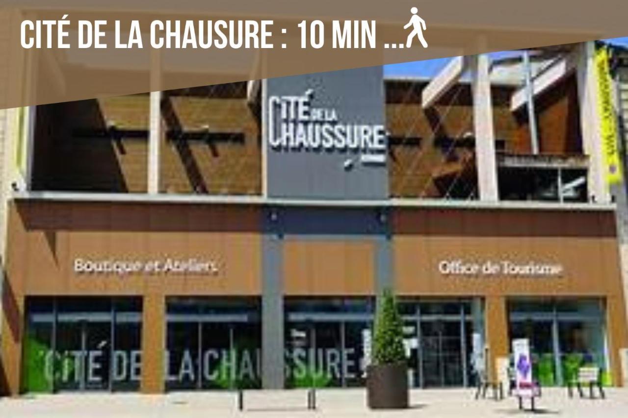 Le Bouquiniste, Centre Historique, Fibre, Ess, Rez-De-Chaussee, Bedinshop Romans-sur-Isère Εξωτερικό φωτογραφία